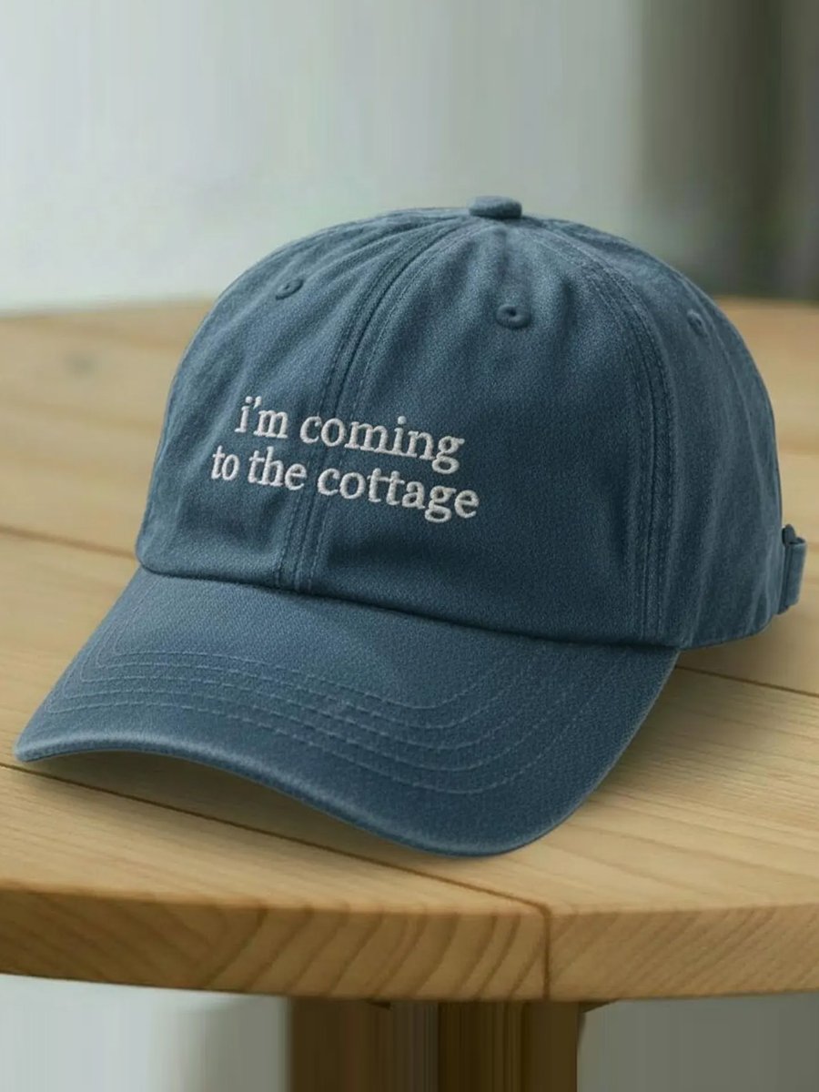 Unisex "i'm coming to the cottage" Baseball Cap